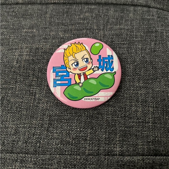 Tokyo Revengers Can Badge from Japan - Picture 2 of 3